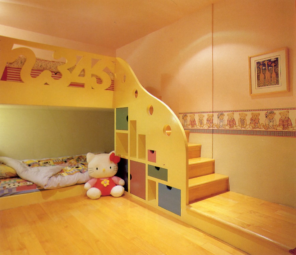 木头上下床：为你打造一个温馨舒适的睡眠空间